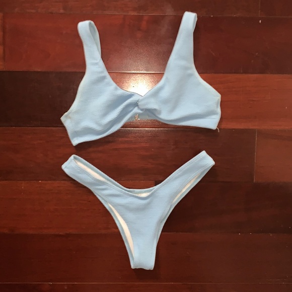Low Rise Textured Twist Bikini Set - Light Sky Blue M - Picture 1 of 7